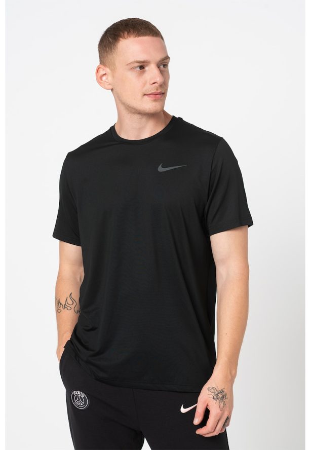 Спортна тениска Pro с Dri-Fit и лого Nike