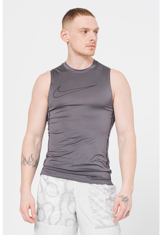 Фитнес топ по тялото с Dri-Fit и лого Nike