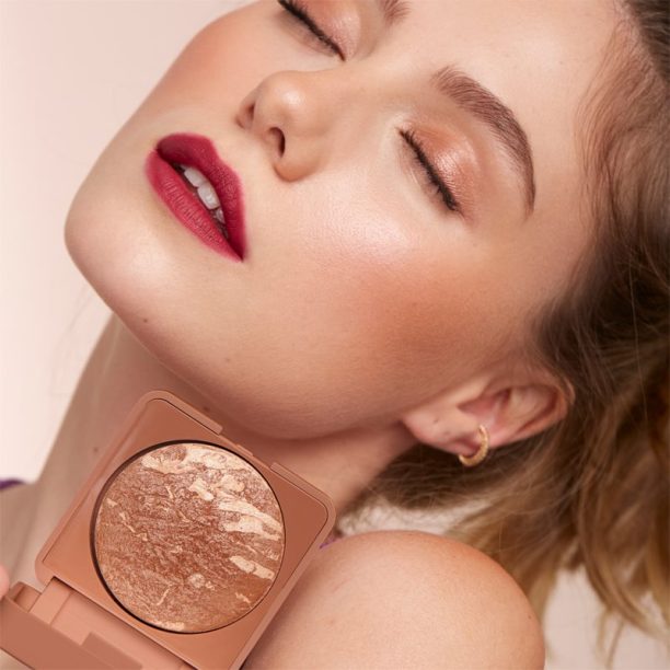 3INA The Bronzer Powder компактна бронзираща пудра цвят The Glow 621 7 гр. купи на топ цена