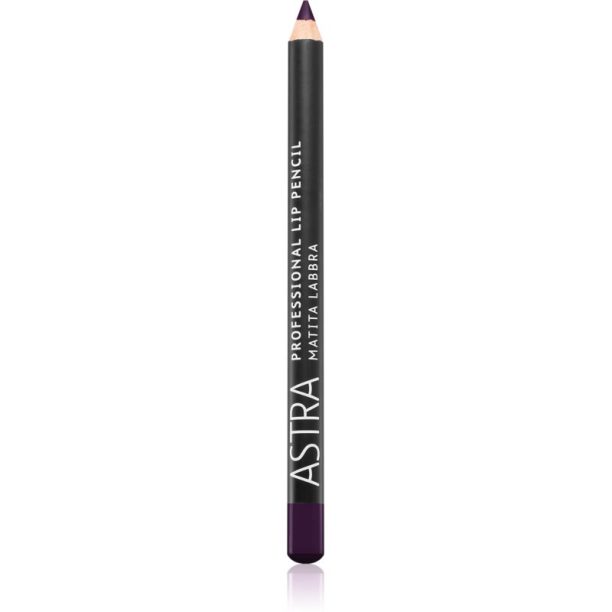 Astra Make-up Professional молив-контур за устни цвят 45 Purple Spell 1