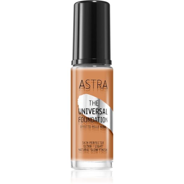 Astra Make-up Universal Foundation лек фон дьо тен с озаряващ ефект цвят 11W 35 мл.