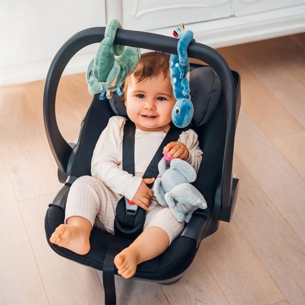 BabyOno Have Fun Pram Hanging Toy контрастна играчка за окачане с малко огледало Chameleon Charles 1 бр. на ниска цена