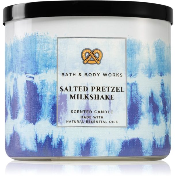 Bath & Body Works Salted Pretzel Milkshake ароматна свещ 411 гр.