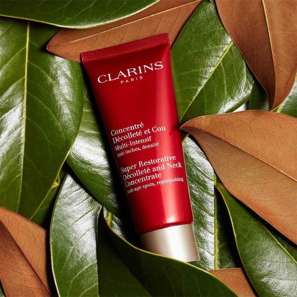 Clarins Super Restorative Décolleté and Neck Concentrate Стягащ крем против бръчки за шия и деколте 75 мл. купи на топ цена