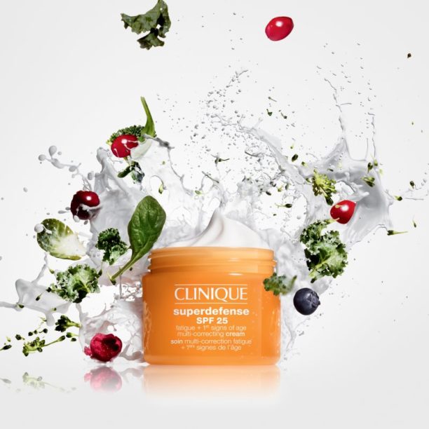 Clinique Superdefense™ SPF 25 Fatigue + 1st Signs Of Age Multi-Correcting Cream крем против първи белези на стареене за суха и смесена кожа SPF 25 50 купи на топ цена