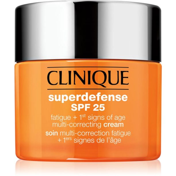 Clinique Superdefense™ SPF 25 Fatigue + 1st Signs Of Age Multi-Correcting Cream крем против първи белези на стареене за суха и смесена кожа SPF 25 50 на ниска цена