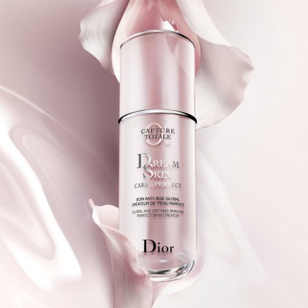 DIOR Capture Dreamskin Care & Perfect подмладяващ кожата флуид 50 мл. купи на топ цена