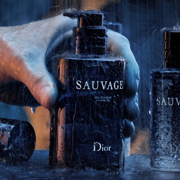 DIOR Sauvage парфюмиран душ гел с дозатор за мъже 250 мл. купи на топ цена