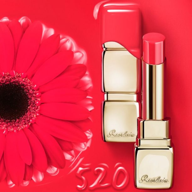 GUERLAIN KissKiss Shine Bloom бляскаво червило цвят 520 Love Bloom 3