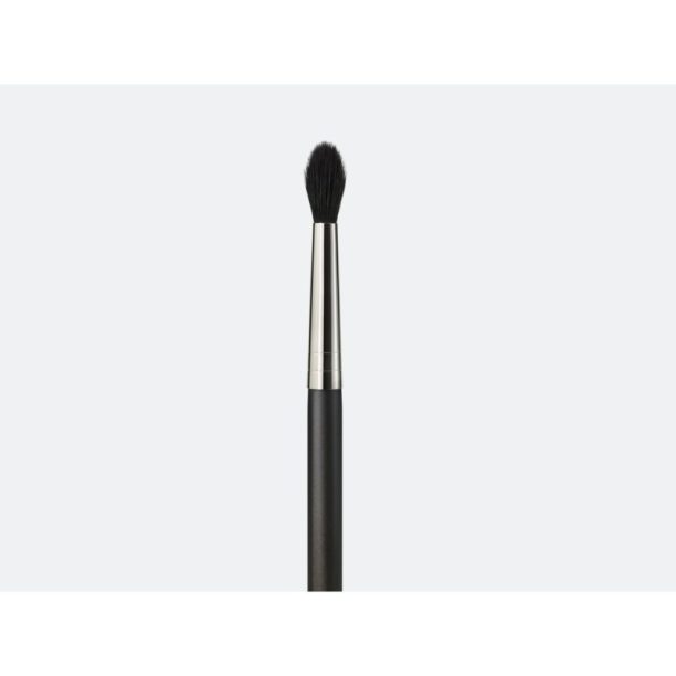 MAC Cosmetics 224S Tapered Blending Brush четка за нанасяне на сенки за очи 224S 1 бр. на ниска цена