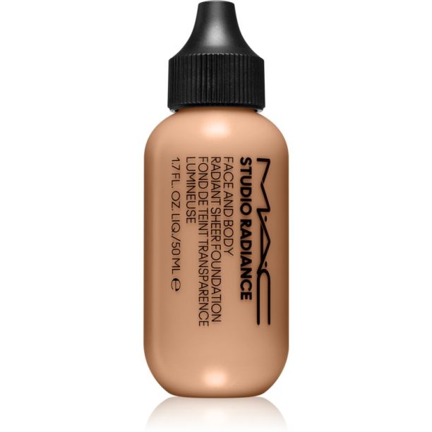 MAC Cosmetics  Studio Radiance Face and Body Radiant Sheer Foundation лек фон дьо тен за лице и тяло цвят N4 50 мл.