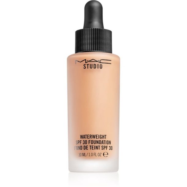 MAC Cosmetics  Studio Waterweight SPF 30 Foundation лек хидратиращ фон дьо тен SPF 30 цвят NC 37 30 мл. на ниска цена