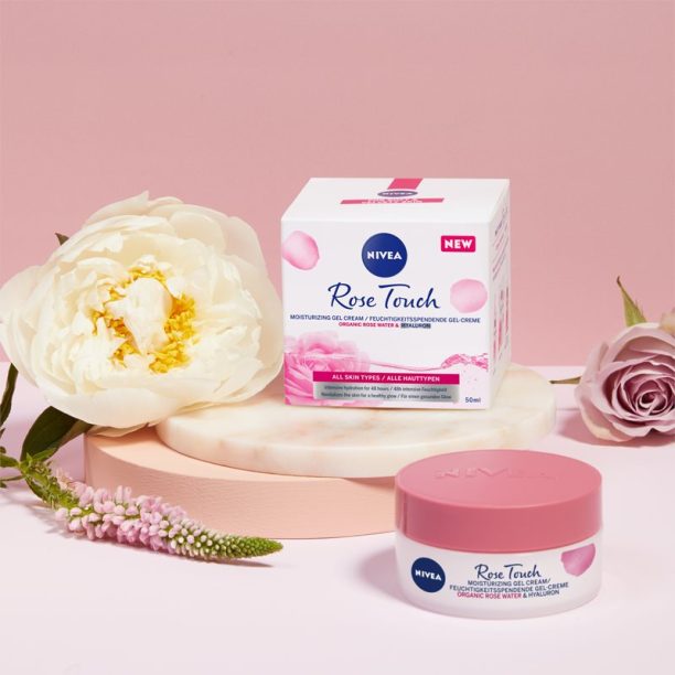 Nivea Rose Touch