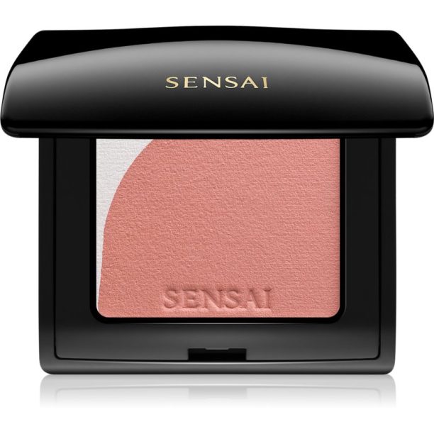 Sensai Blooming Blush освежаващ руж с четка цвят 05 Blooming Beige 4 гр.