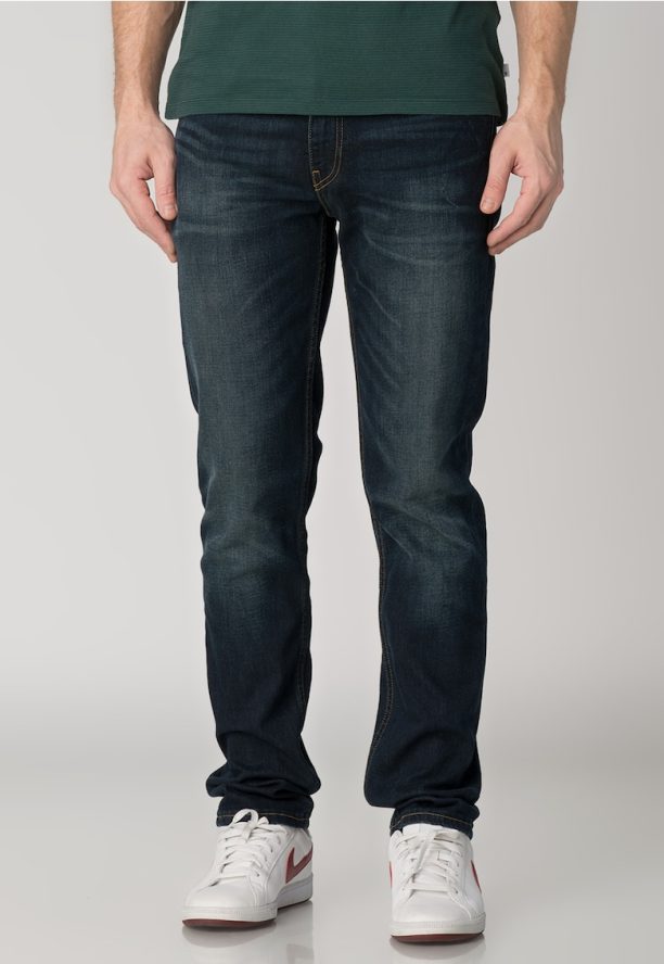 Ultramarine Blue Jeans Levis