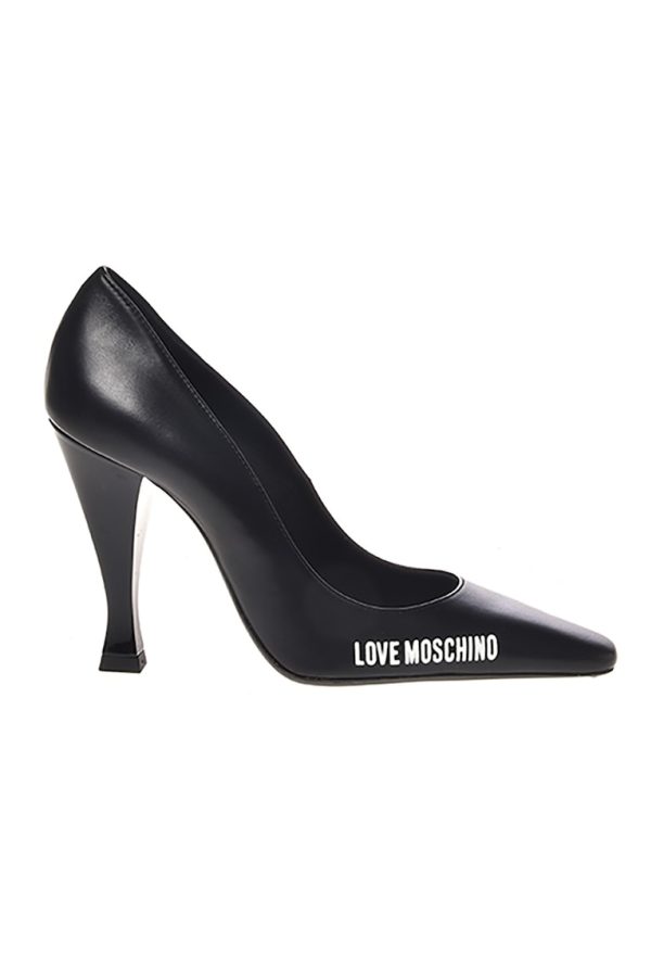 Кожени обувки с остър връх и лого Love Moschino