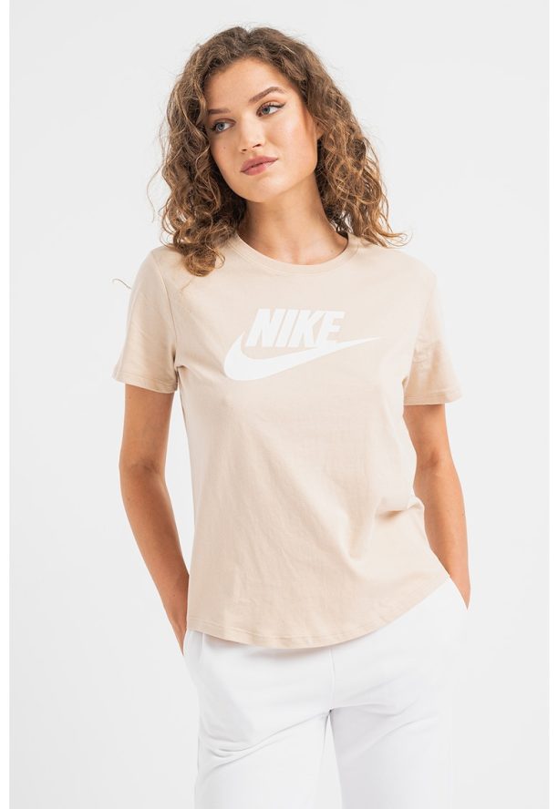 Тениска Sportswear Essentials на лога Nike