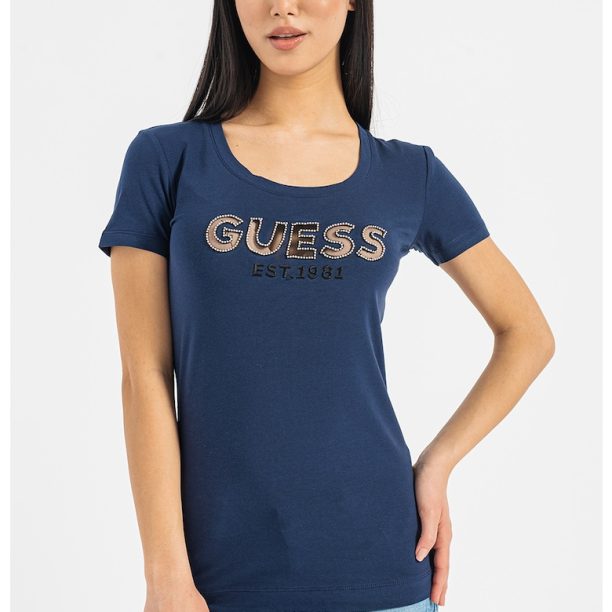 Тениска по тялото с лого с декоративни камъни GUESS JEANS