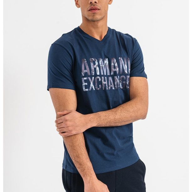 Тениска с шпиц и лого ARMANI EXCHANGE