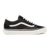 Унисекс кецове Anaheim Old Skool от текстил с велур Vans