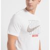 Спортна тениска с Dri-FIT Nike