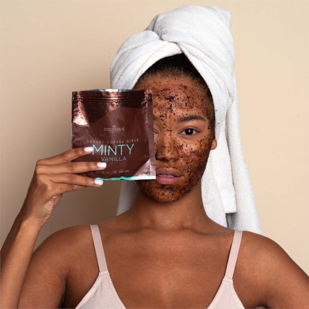 COCOSOLIS Luxury Coffee Scrub Box комплект (за мека и гладка кожа) купи на топ цена