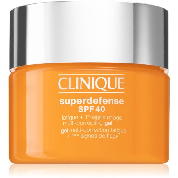 Clinique Superdefense™ SPF 40 Fatigue + 1st Signs of Age Multi Correcting Gel крем против първи белези на стареене за всички типове кожа на лицето SPF на ниска цена