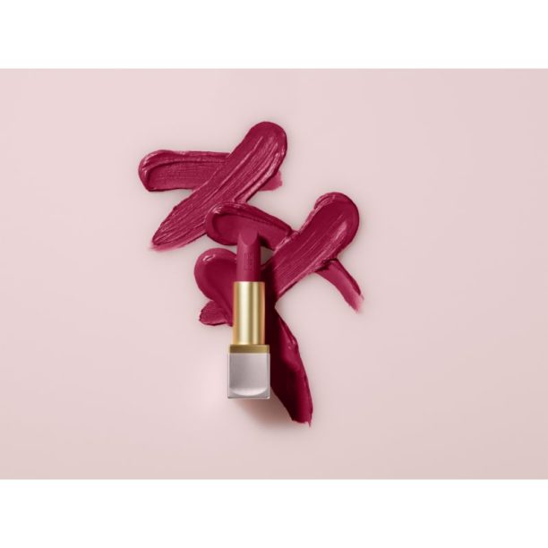 Elizabeth Arden Lip Color Matte луксозно овлажняващо червило с витамин Е цвят 106 More Mulberry 3