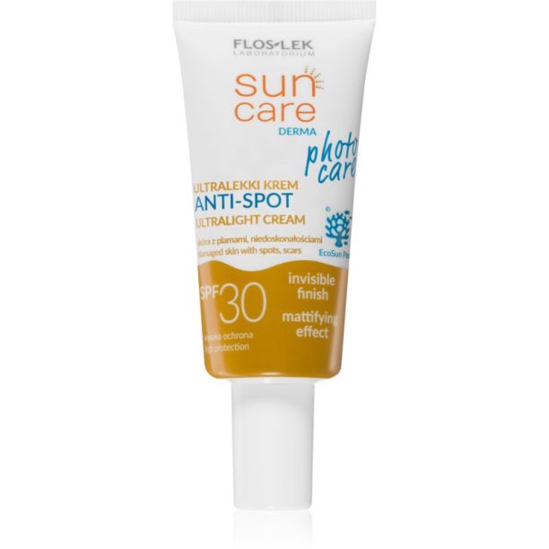 FlosLek Laboratorium Sun Care Derma Photo Care лек защитен крем за лице за кожа с несъвършенства SPF 30 30 мл.