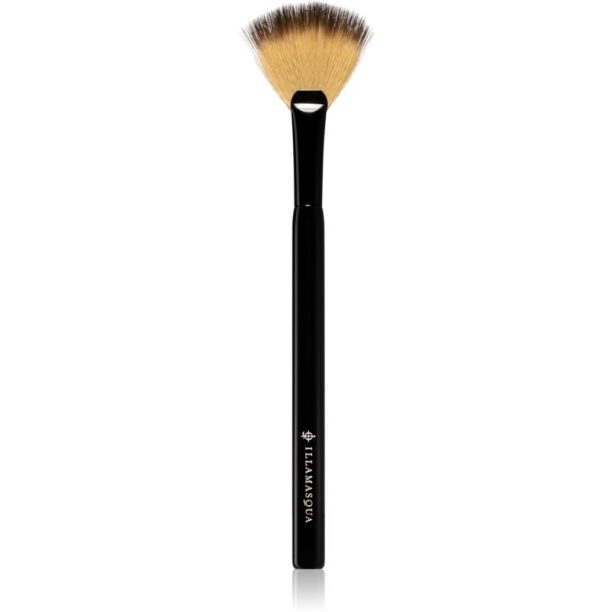 Illamasqua Highlighter Brush четка за озарител 1 бр.