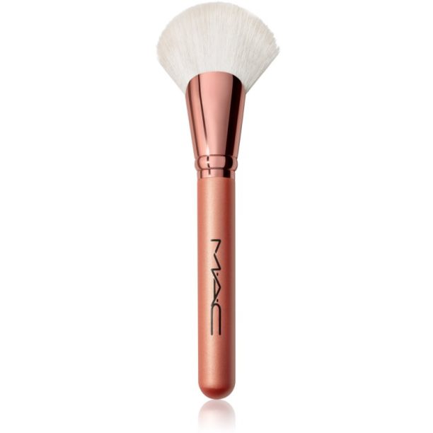 MAC Cosmetics 143S Bronzer Fan Brush четка за бронзант 1 бр. на ниска цена