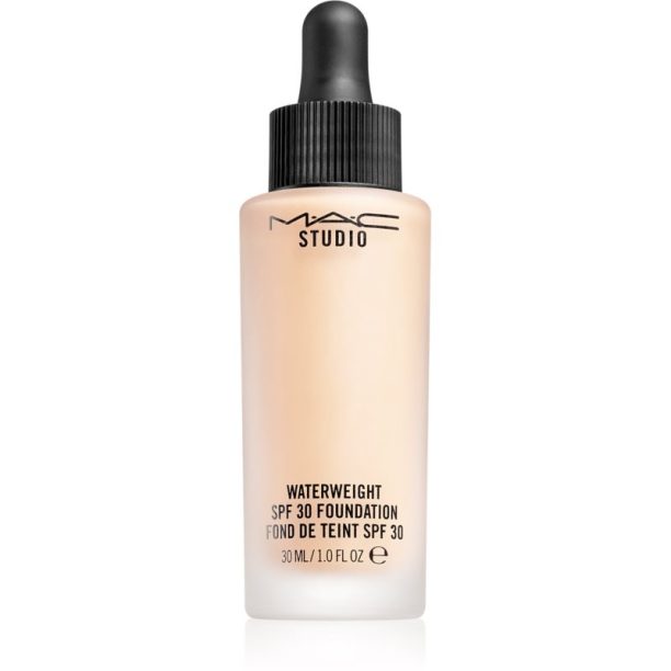 MAC Cosmetics Studio Waterweight SPF 30 Foundation лек хидратиращ фон дьо тен SPF 30 цвят NC 15 30 мл. на ниска цена