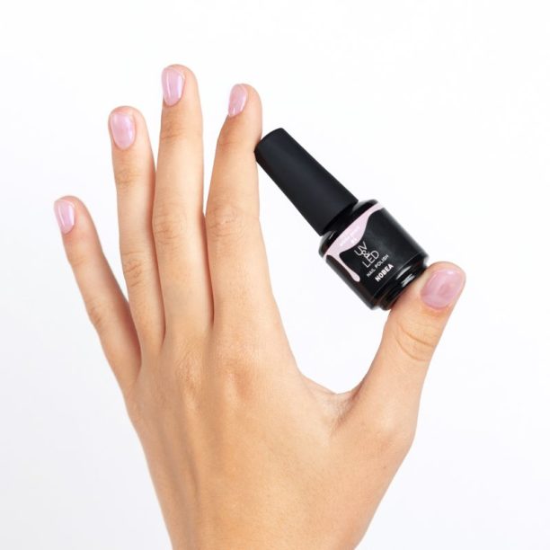 NOBEA UV & LED Nail Polish гел лак за нокти с използване на UV/LED лампа бляскав цвят White pearl #6 6 мл. купи на топ цена