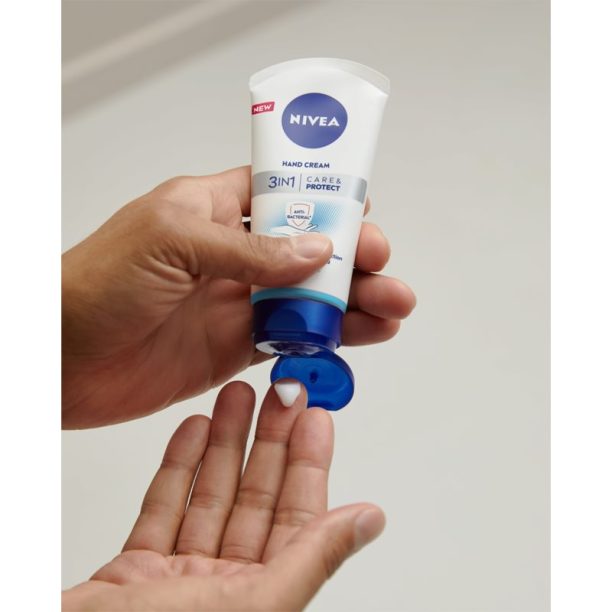 Nivea Care & Protect крем за ръце  3 в 1 75 мл. на ниска цена