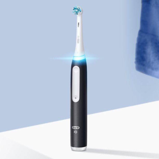 Oral B iO3 електрическа четка за зъби с калъфка 2 бр. на ниска цена