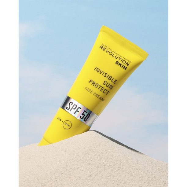 Revolution Skincare Sun Protect Invisible лек защитен флуид SPF 50 50 мл. купи на топ цена