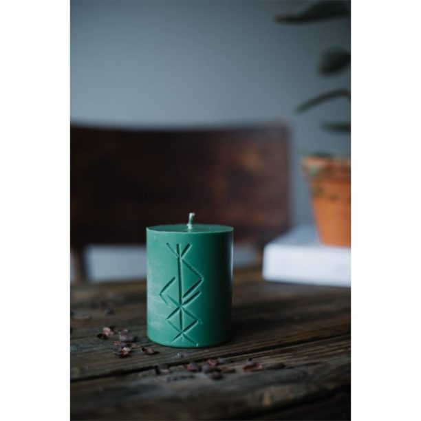 Smells Like Spells Rune Candle Freyr ароматна свещ  (wealth/abundance) 300 гр. купи на топ цена