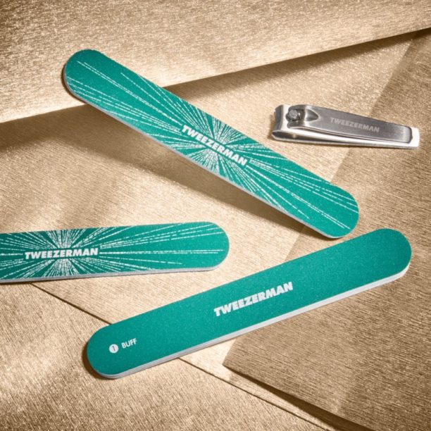 Tweezerman Ready To Celebrate Emerald Shimmer комплект за маникюр на ниска цена