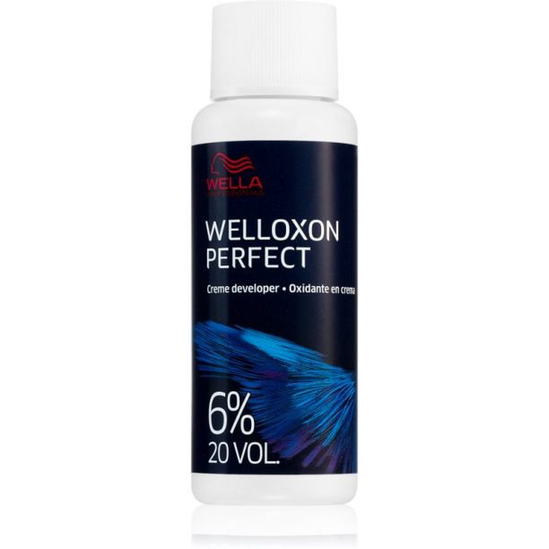 Wella Professionals Welloxon Perfect активираща емулсия 6 % 20 vol. за всички видове коса 60 мл.