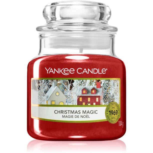 Yankee Candle Christmas Magic ароматна свещ 104 гр.