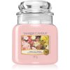 Yankee Candle Fresh Cut Roses ароматна свещ Classic малка 411 гр.