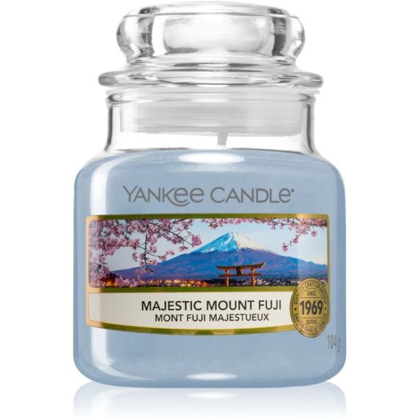 Yankee Candle Majestic Mount Fuji ароматна свещ 104 гр.