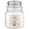 Yankee Candle Snow in Love ароматна свещ Classic средна 411 гр.