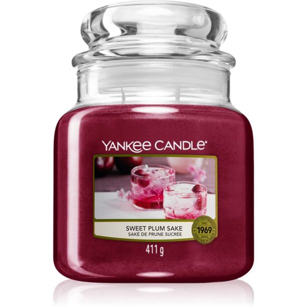 Yankee Candle Sweet Plum Sake ароматна свещ 411 гр.