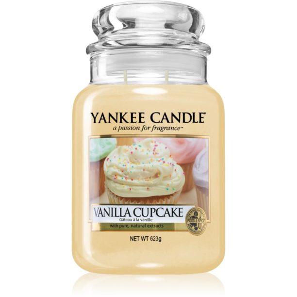 Yankee Candle Vanilla Cupcake ароматна свещ Classic средна 623 гр.