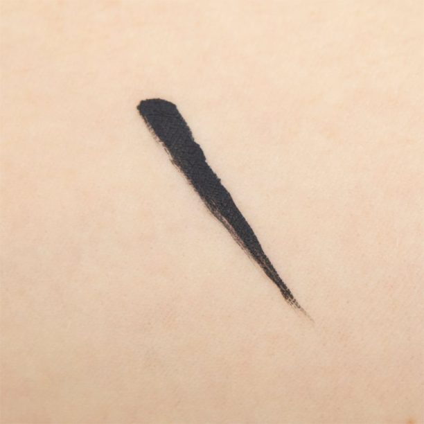 theBalm Schwing® Liquid Eyeliner течни очни линии цвят Black  1.7 мл. на ниска цена