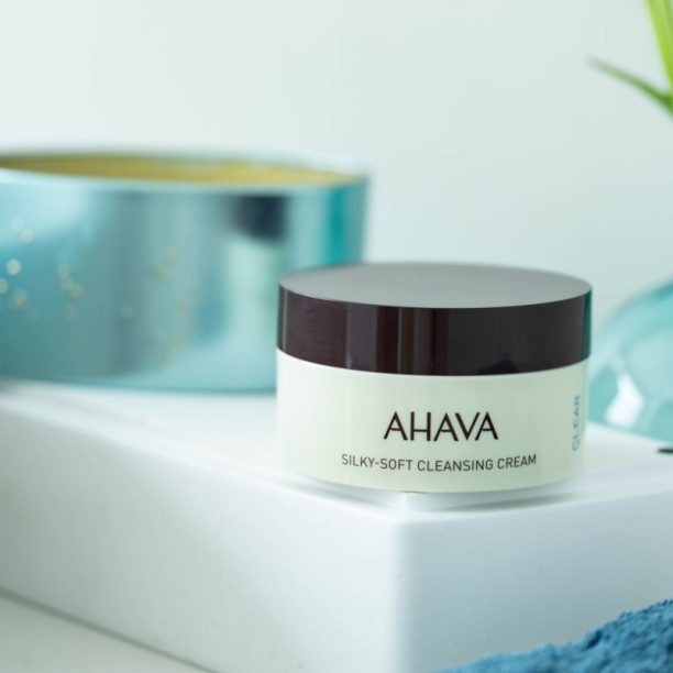 нежно почистващ крем Ahava