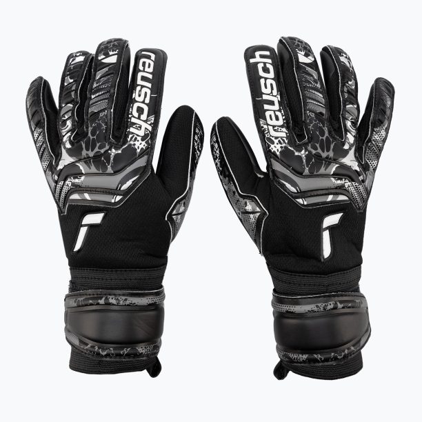 Reusch Attrakt Infinity вратарски ръкавици черни 5370725-7700