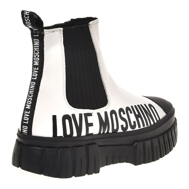 Кожени боти Chelsea с лого Love Moschino