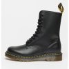 Кожени боти с овален връх Dr Martens